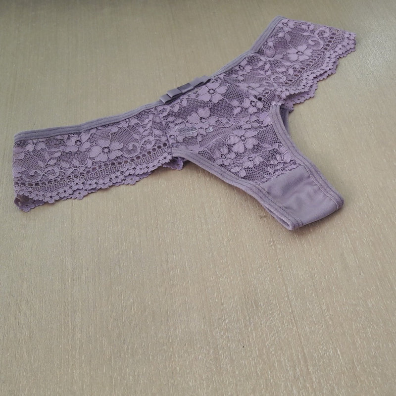 Tanga Fio com Renda Cor:Orquídea;Tamanho:G (LBR4850SKU118765)